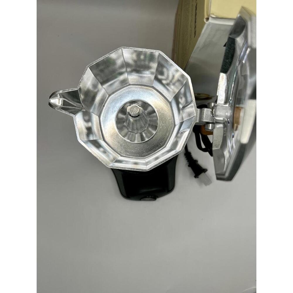 Electric Moka Pot Espresso Maker 6-Cup (300ml) Portable with Detachable Base - Picture 3 of 9